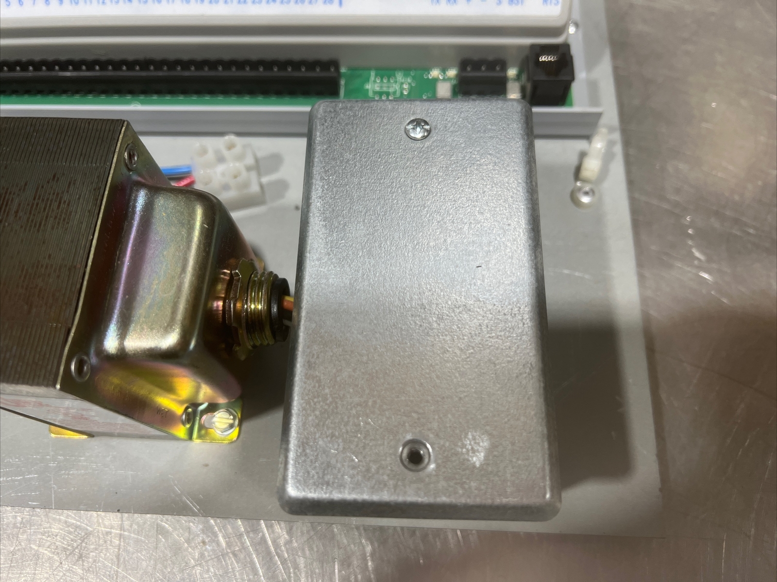 Siemens 540-509N BACnet With Transformer. Used Surplus