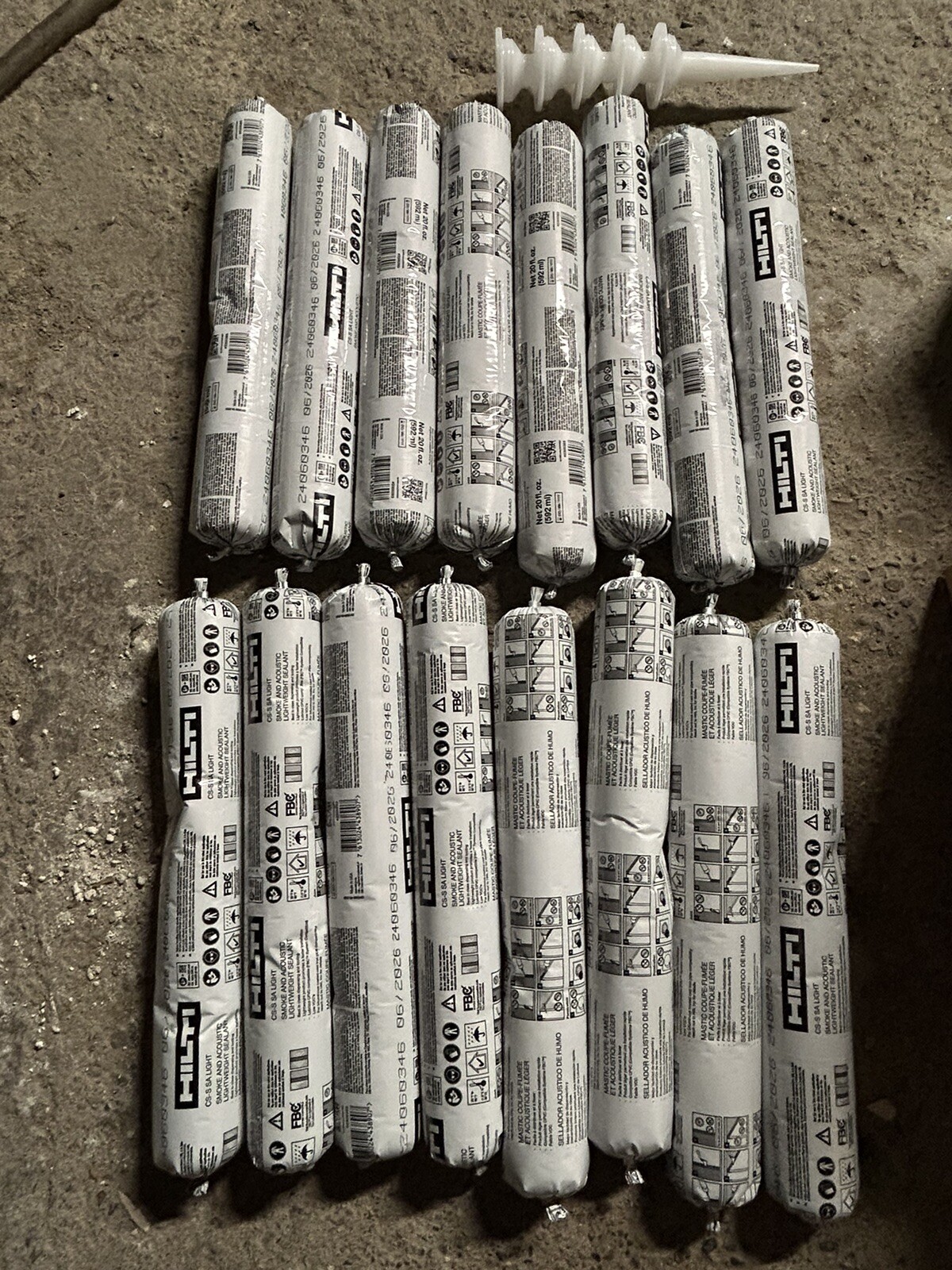 Hilti CS-S SA Light Smoke And Acoustic LightWeight Sealant 20oz Tubes LOT OF 16
