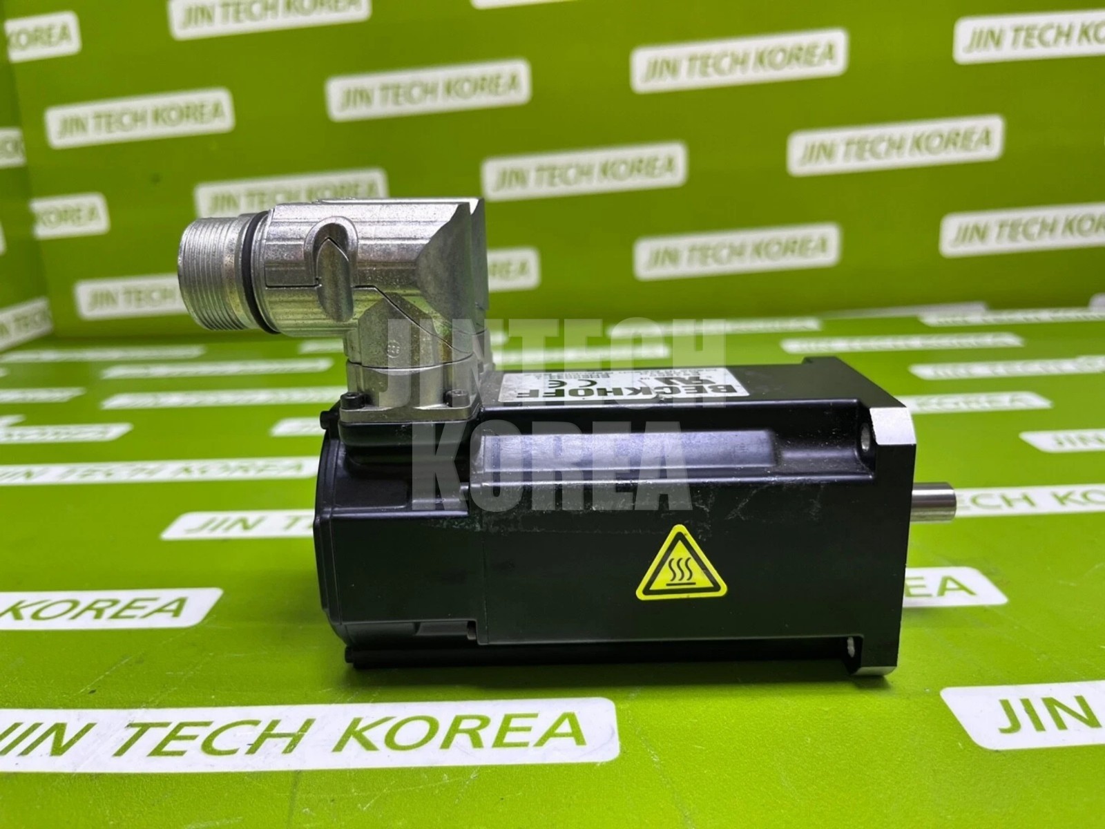 2566) [USED] BECKHOFF AM3022-0C30-0000