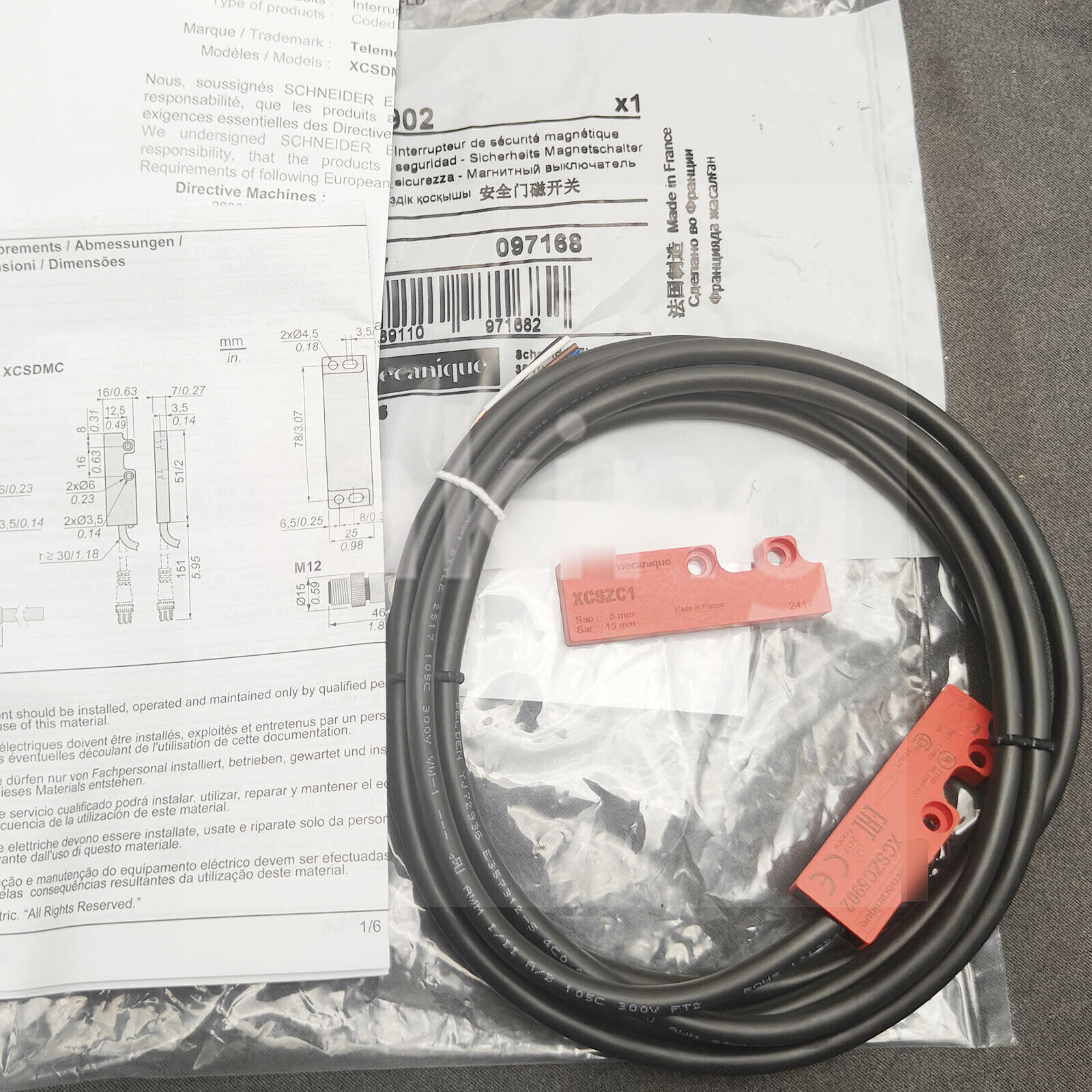1Pcs Magnetic Safety Switches for SCHNEIDER Magnetic Safety Switches XCSZC5902