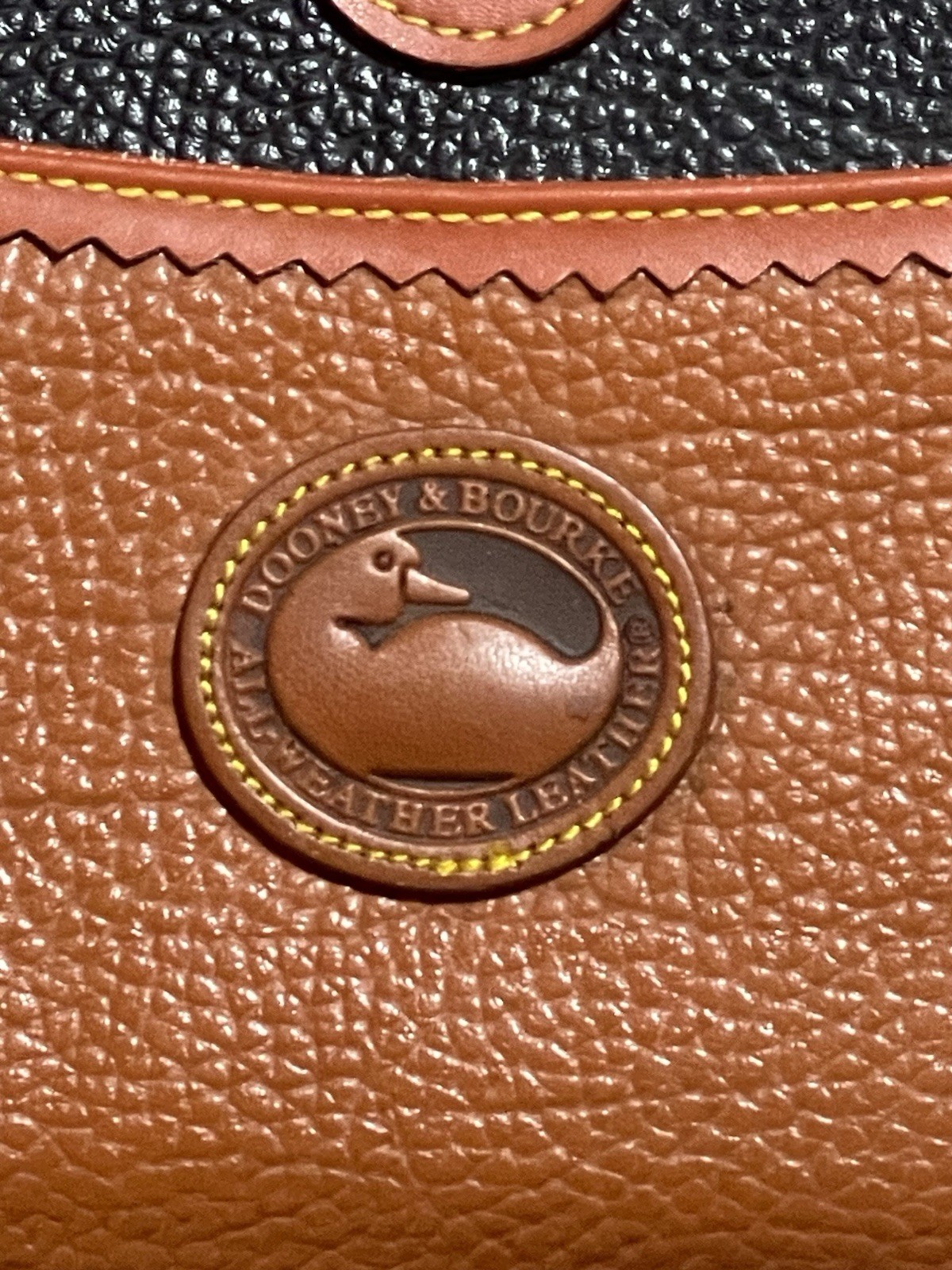 Dooney & Bourke Organizer Notebook Planner Calendar Leather Vintage Crossbody