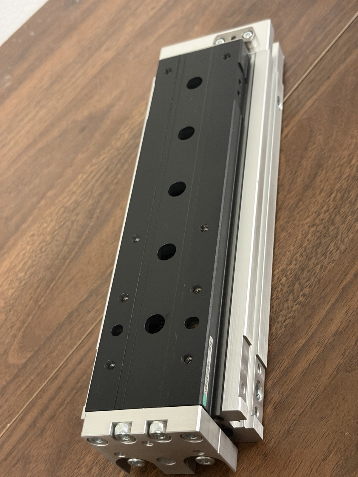 CKD LCG-Q-20-150-UP4 Linear Slide Cylinder w/ Sensor Cable