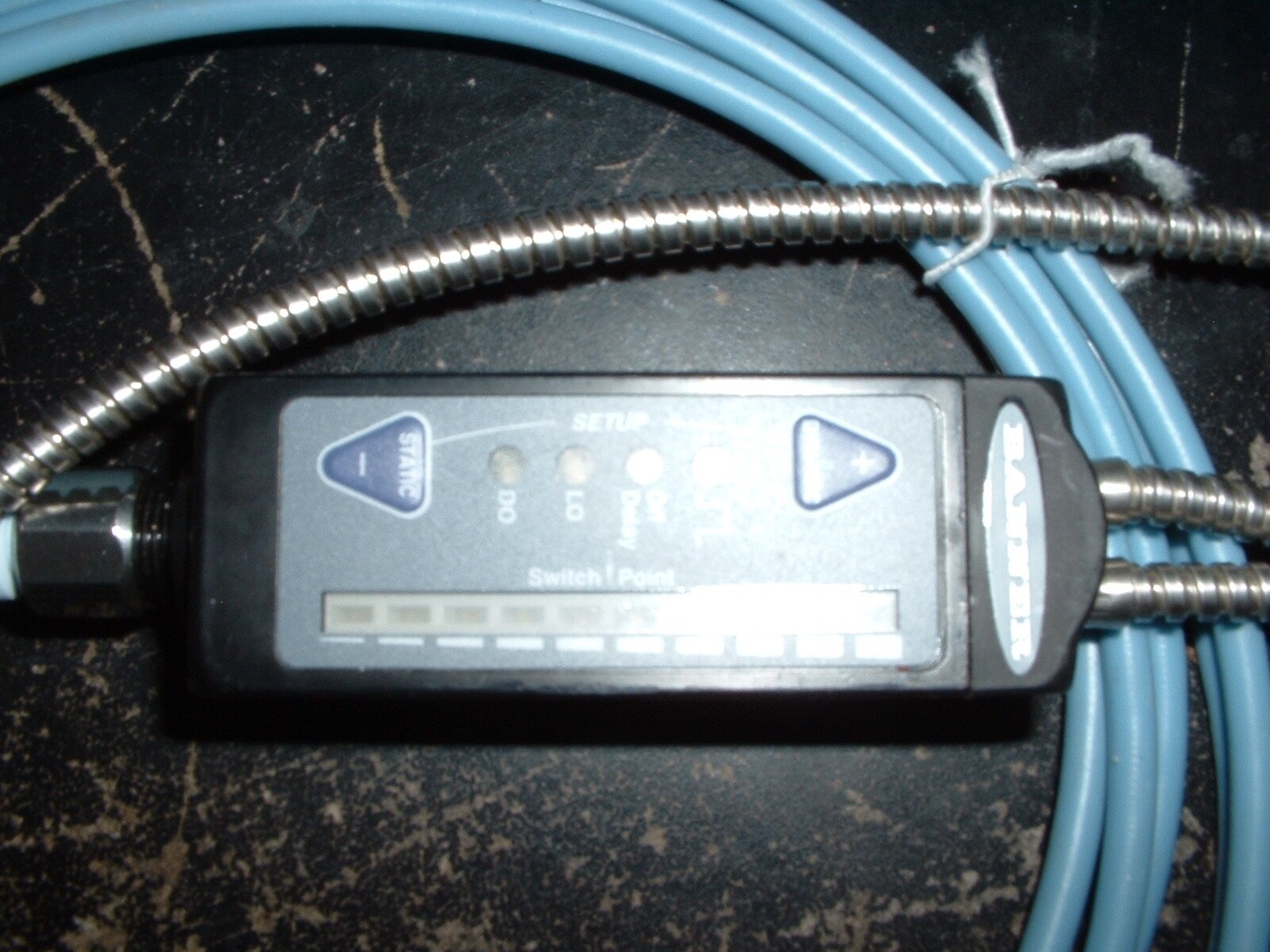 Banner Engineering R55FVQ + Cables