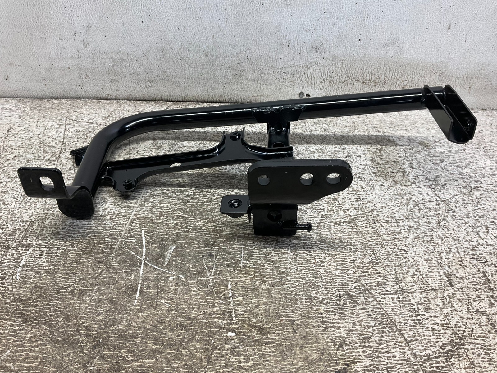 TGB 512056 (RH) Foot Board Bracket New (TSC)