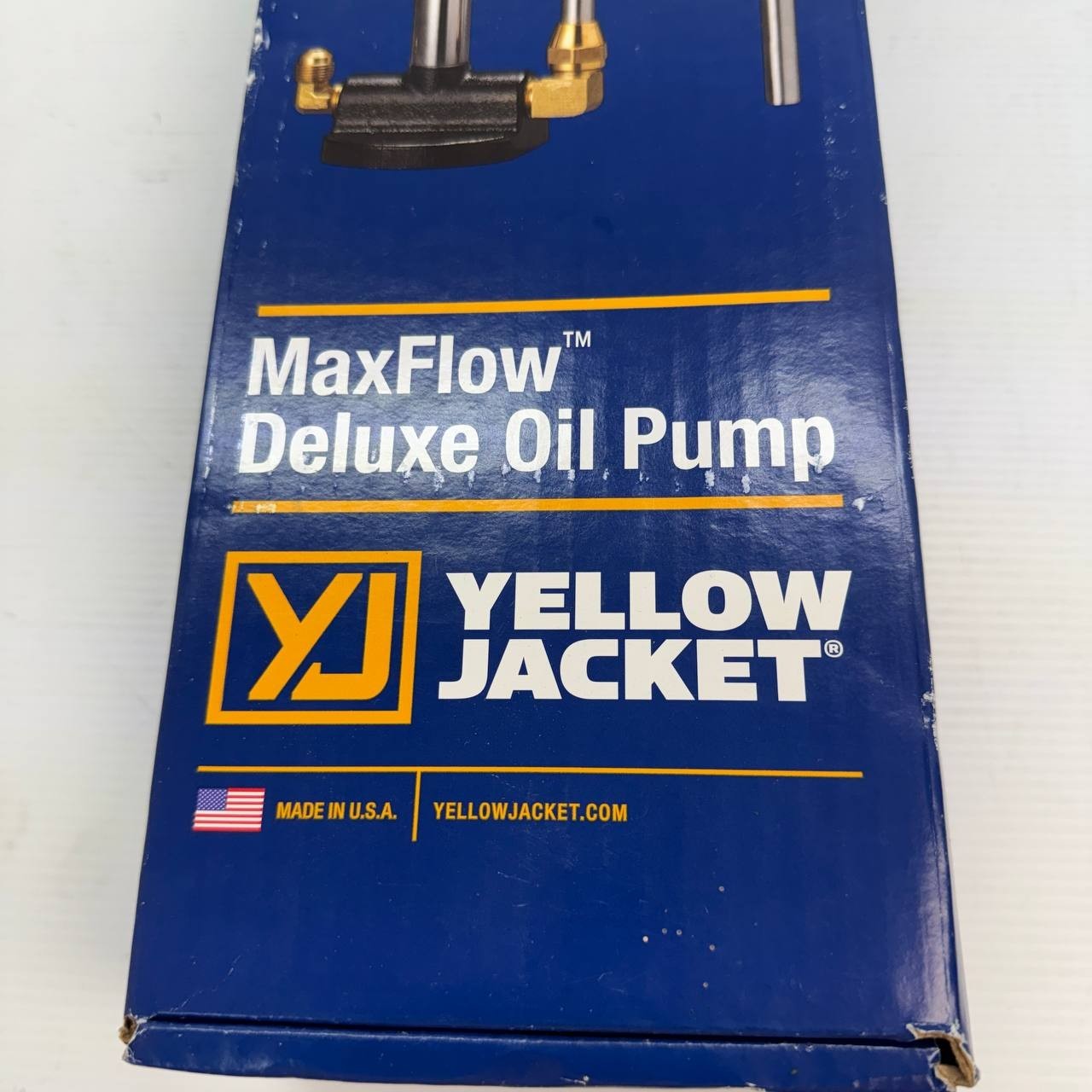 Yellow Jacket 77930 Max-Flow Deluxe Oil Pump