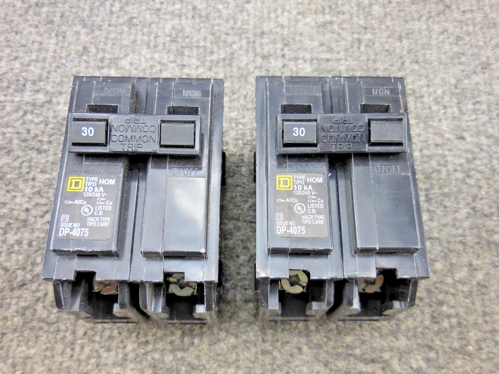 Lot of (2) Unused Square D HOM230 30 amp 2 Pole Circuit Breaker
