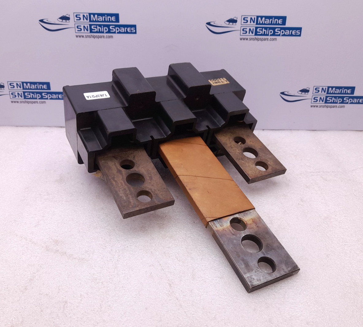 General Electric TJ63PD1A PLUG-IN MOUNTING BASE ASSEMBLY
