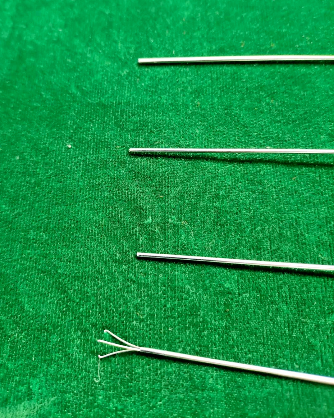 4pc Hysteroscopy PCNL Tripronge Forceps 3FR 40cm Reusable Surgical Instruments