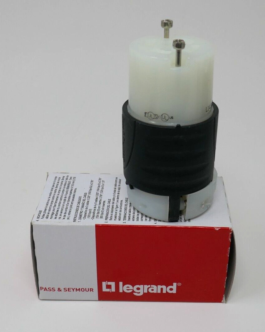 Legrand L1430-C Turnlok Connector 30A 125/250V 3P 4W Grdg
