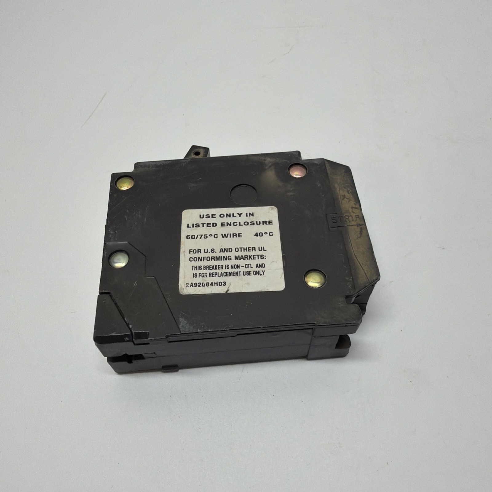 EATON CUTLER HAMMER BR2020 20 Amp 2 Pole Tandem Circuit Breaker