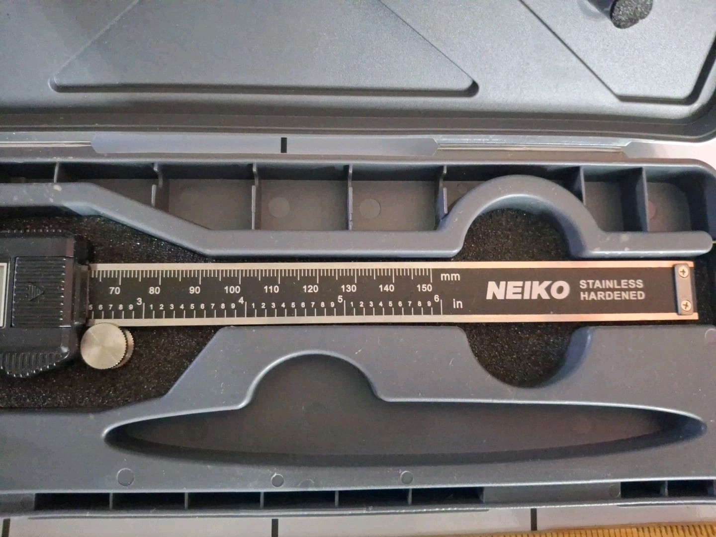 NEIKO 01407A Electronic Ex Large LCD Digital Caliper 0-6 In 0-150mm Stainless HD
