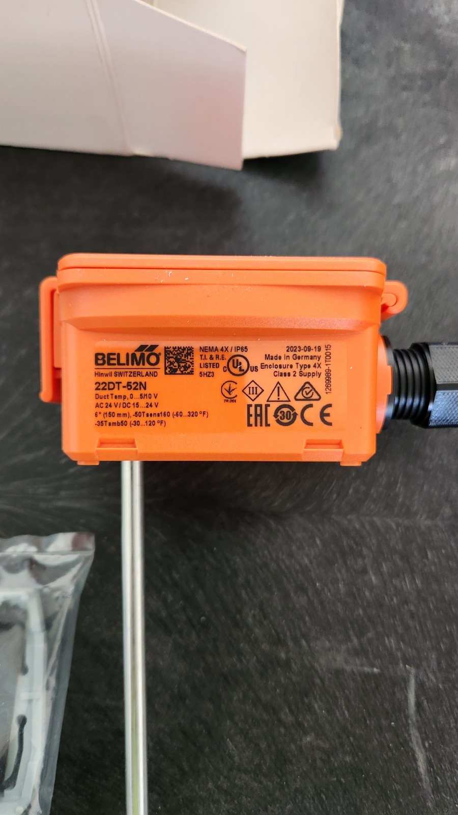 Belimo 22DT-52N Duct Temperature Sensor New In Box
