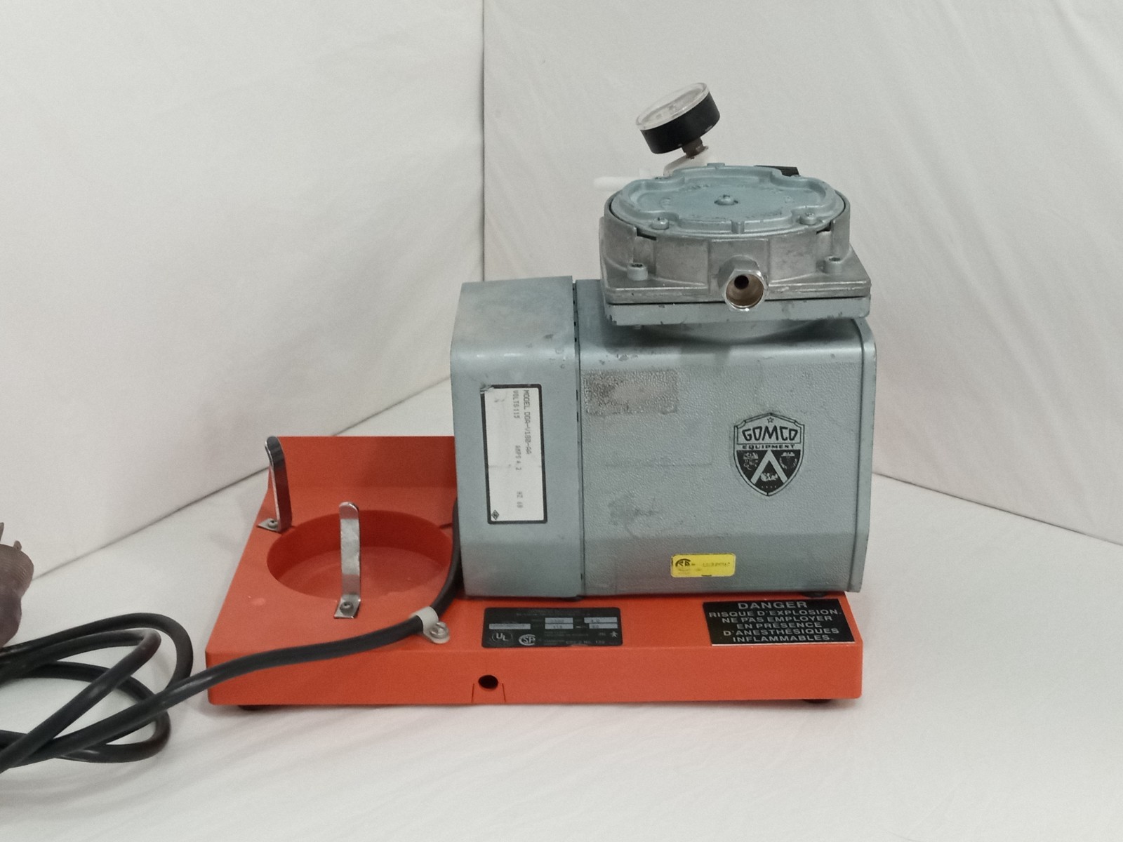 Gomco 300 Tabletop Aspirator Suction Pump New Canister Hose ****$25 Shipping****