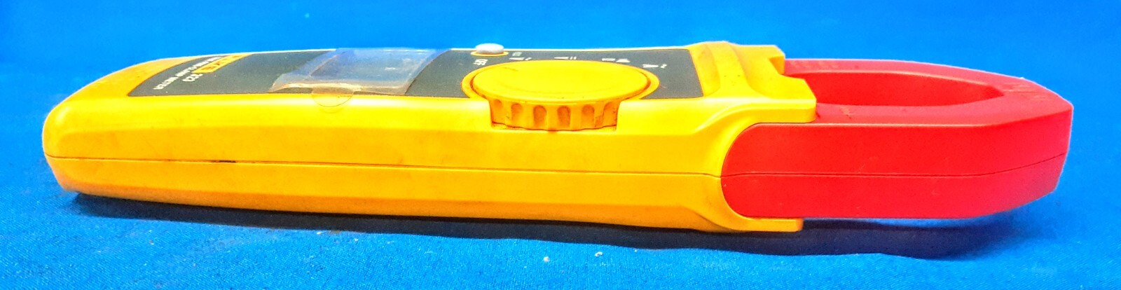 FLUKE 323 TRUE RMS CLAMP METER W/ CASE 600V 400A