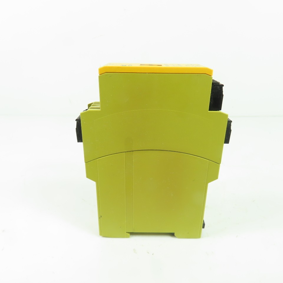 Pilz 777585 PZE X4P Safety Expansion Module 24VDC 4NO