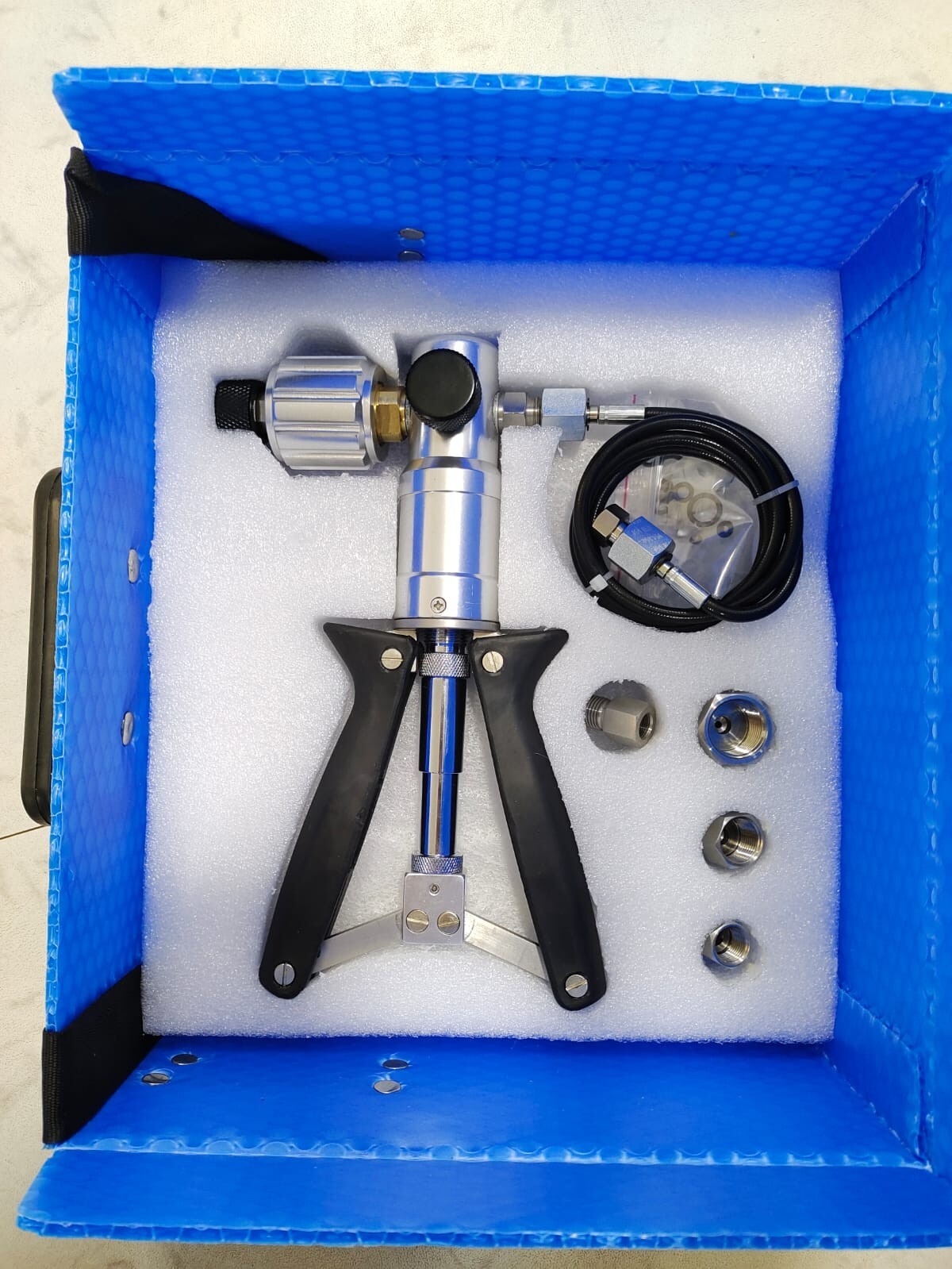 Japsin Instrumentation Handheld Vacuum Cum Pressure Calibrator Model JI-VP-125