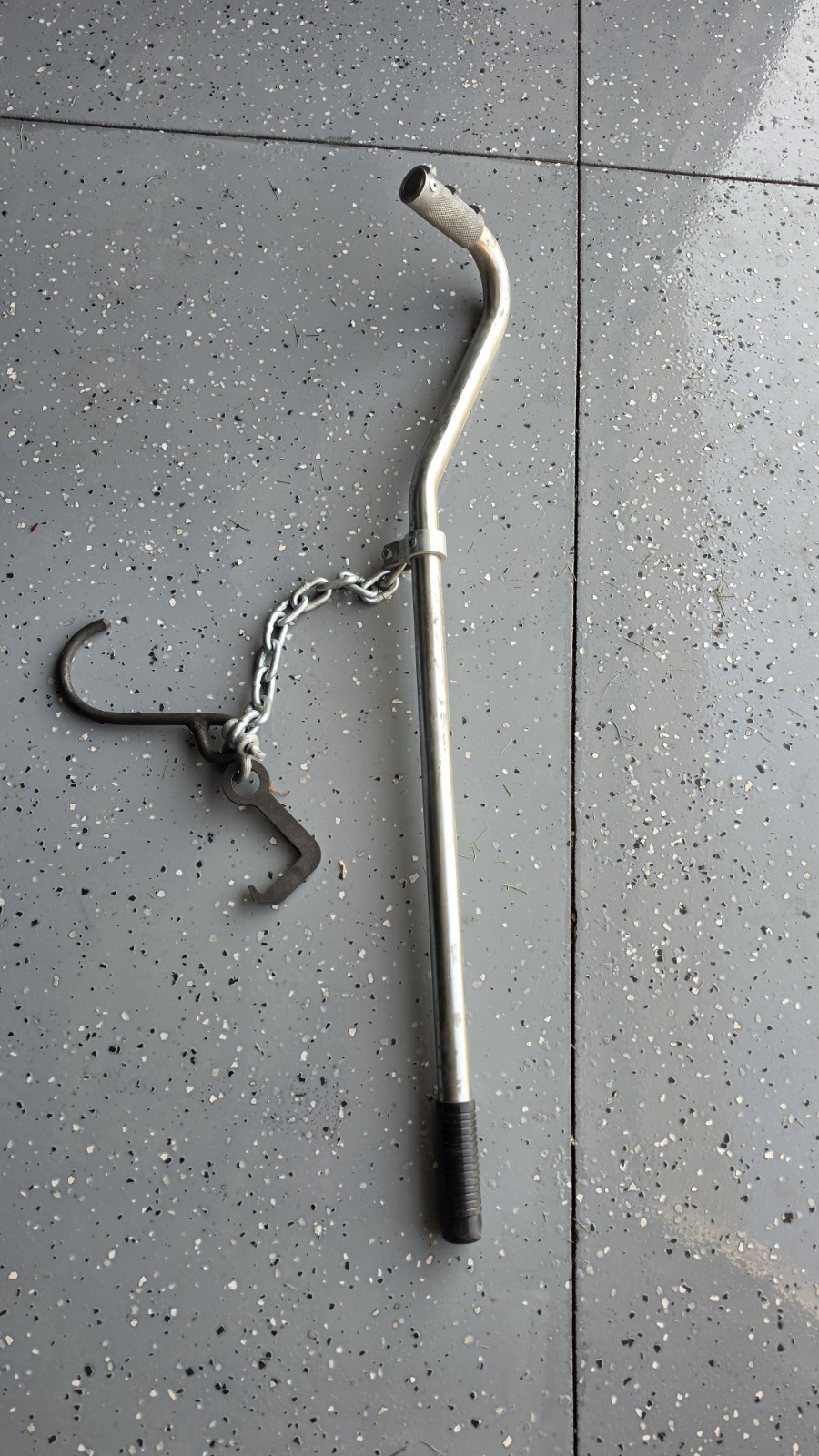 GMP 70151 Manhole Cover Lid Lifter USA W/ 25111 & 25112 Hooks NEW