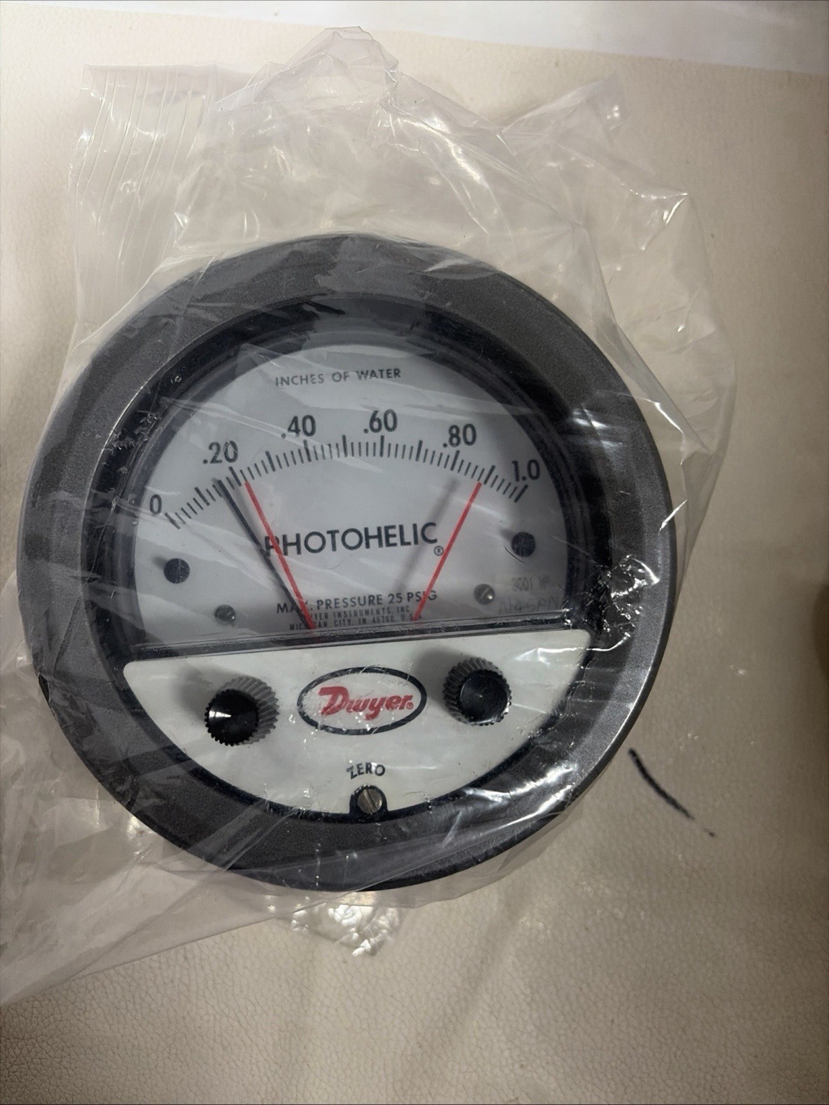 DWYER SERIES A3000 PHOTOHELIC PRESSURE SWITCH/GAGE TYPE 2 ENCLOSURE(LMP50H)