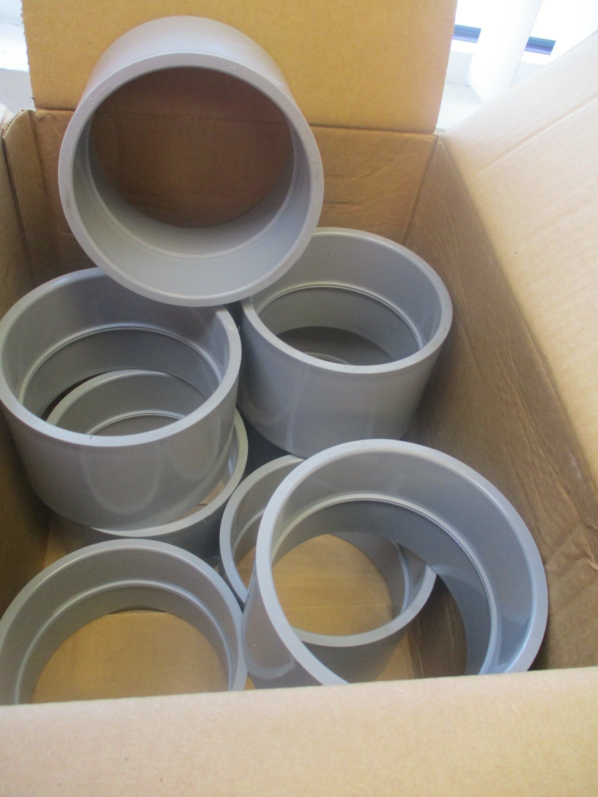 THOMAS AND BETTS /CARLON P/N E940P LOT OF 8, 5″ SCH 40 COUPLINGS