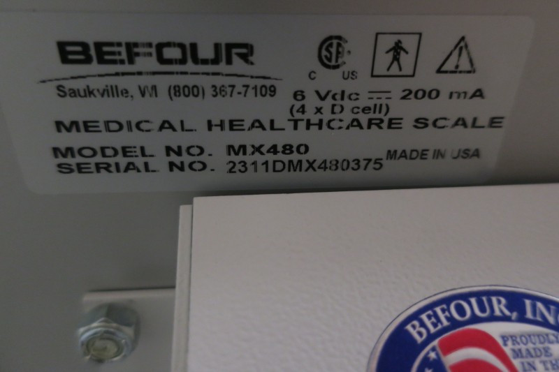 Befour MX480 Single Ramp Folding Wheelchair Scale with Handrail