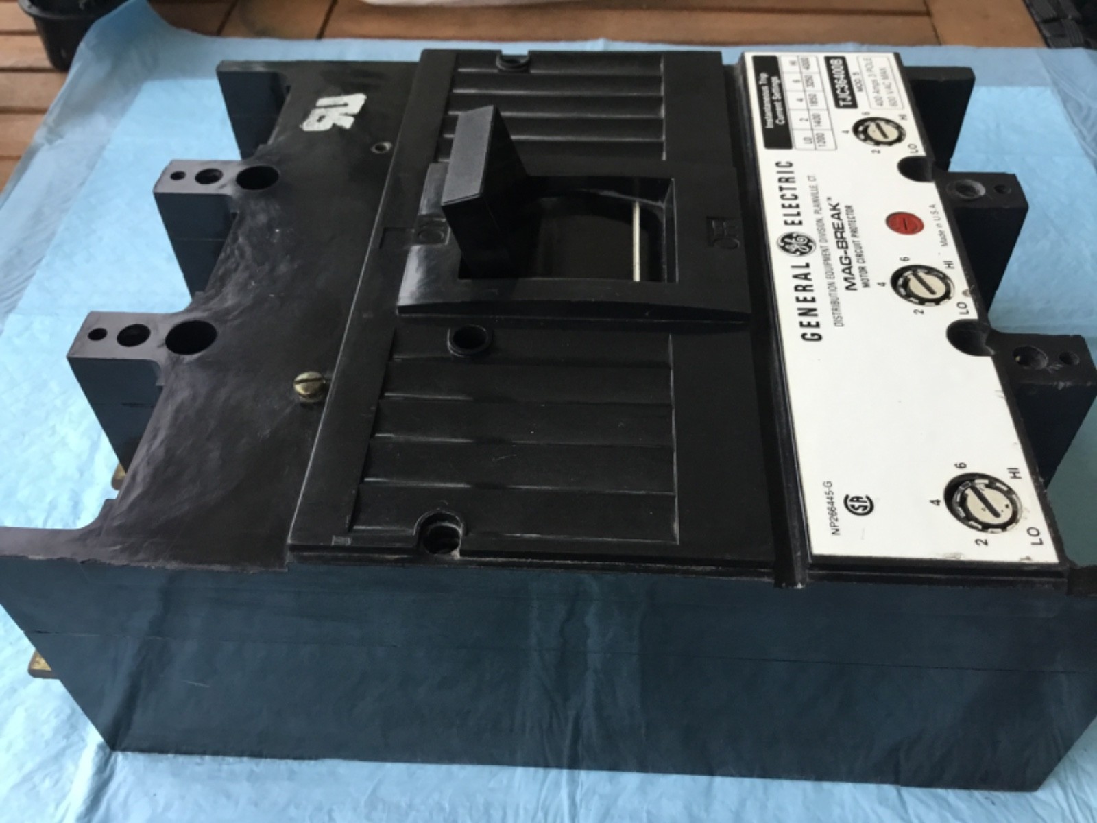 GE TJC36400B (3P-400A-600V) MAG-BREAK CIRCUIT BREAKER USED