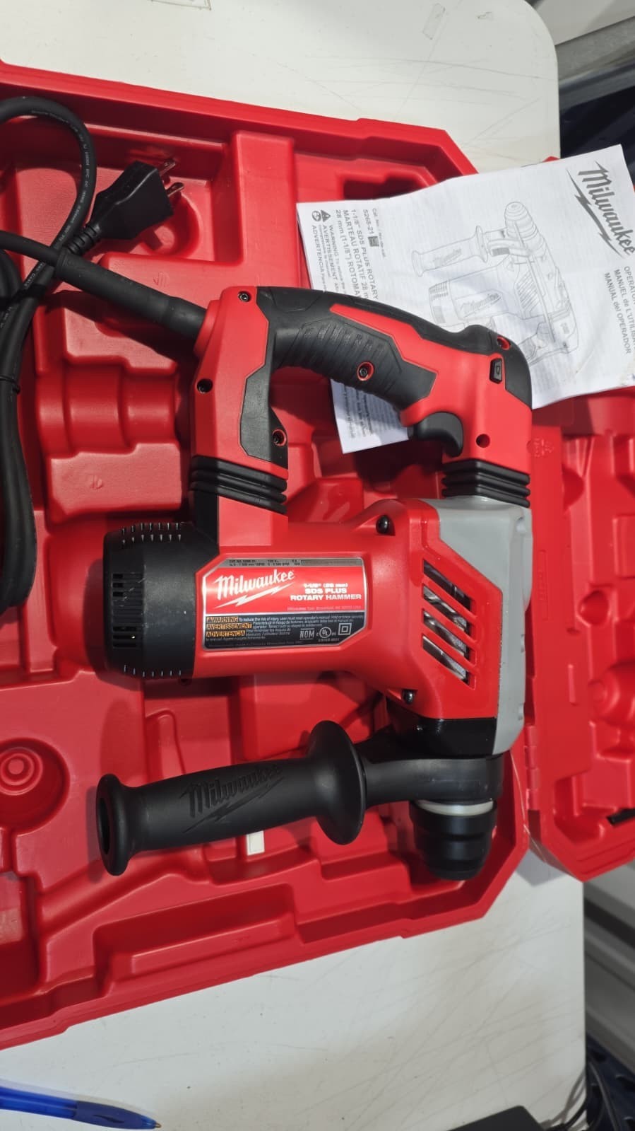 Milwaukee 1-1/8″ SDS Plus Corded Rotary Hammer Kit (5268-21)