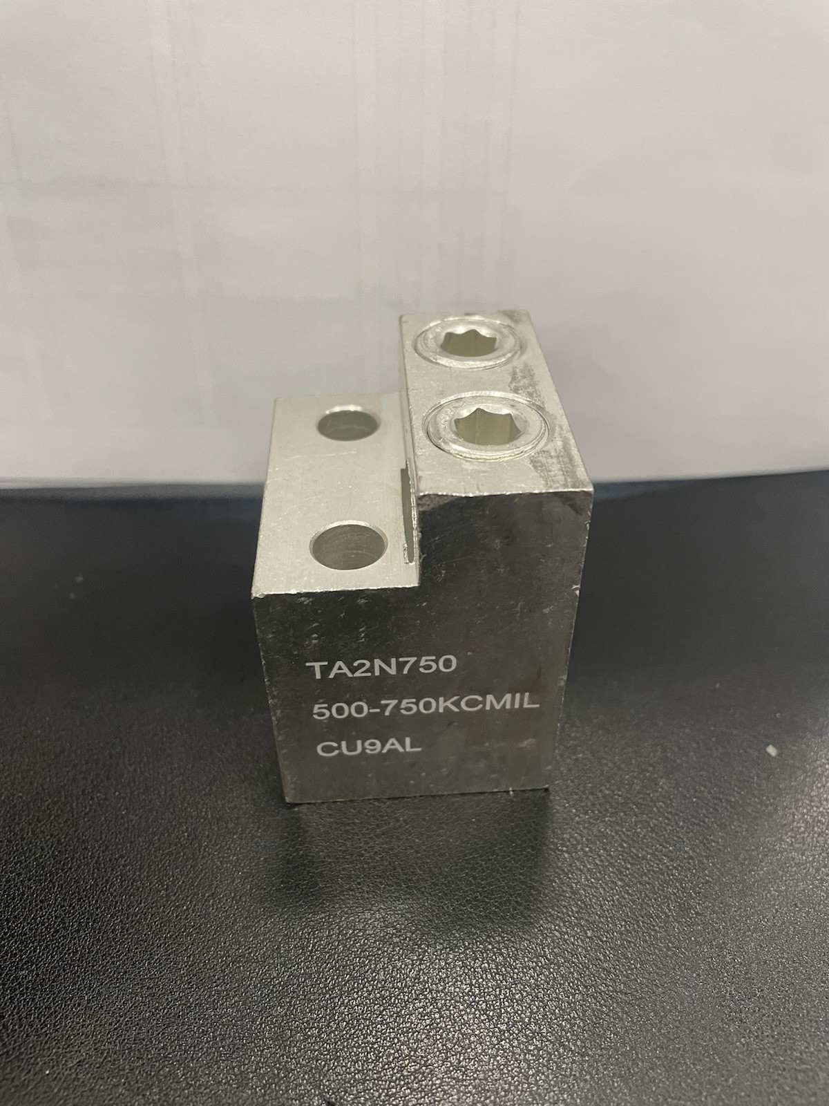 Mechanical Lug TA2N750 500-750 KCMIL