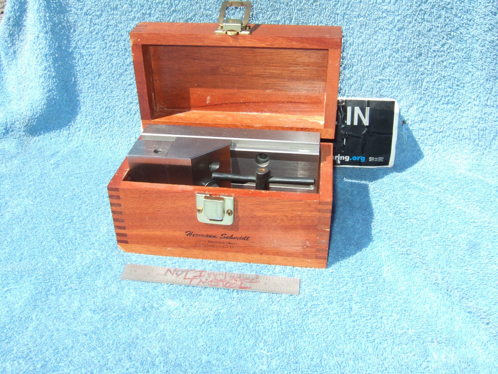 Hermann Schmidt V0 4 toolmakers grinding screwless vise 3in 4in cap B4 MACHINIST