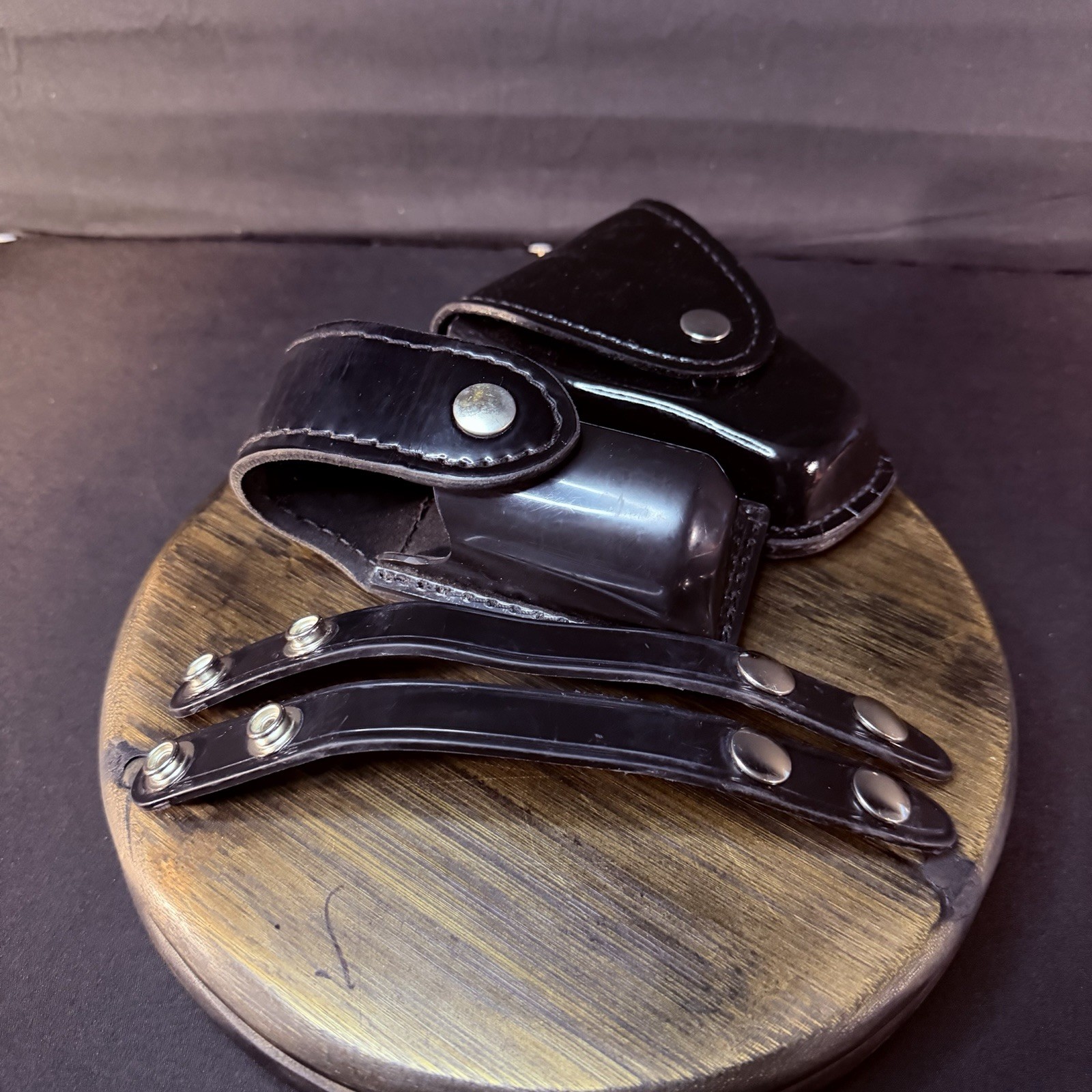 Done Hume Handcuff Case, Safariland Mace/OC Pouch, 2 Belt Keepers High Gloss Lot