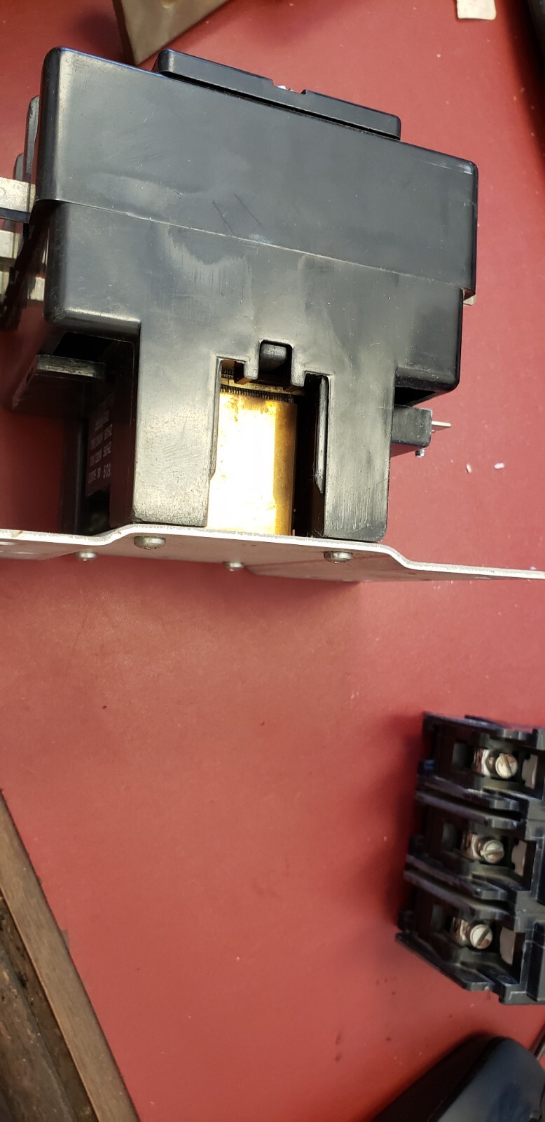 Arrow Hart ACC630U30 75amp 600VAC magnetic contactor ( G2-3C)