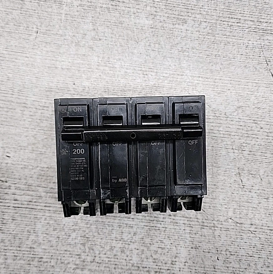GE THQMV200WL 200 Amp 120/240 Volt 2-Pole Plug-In Mount  Main Circuit Breaker