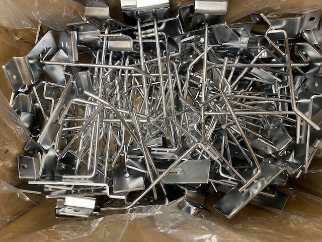 100 Slat wall Hooks Metal 4″ – 1/8″ Diameter (4mm) Wire – Chrome – NEW