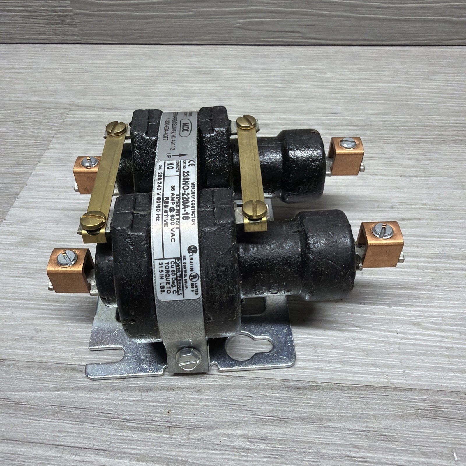 MDI 235NO-220A-18 Mercury Contactor, 2-Pole 35 Amp @ 600V, 208/240VAC Coil