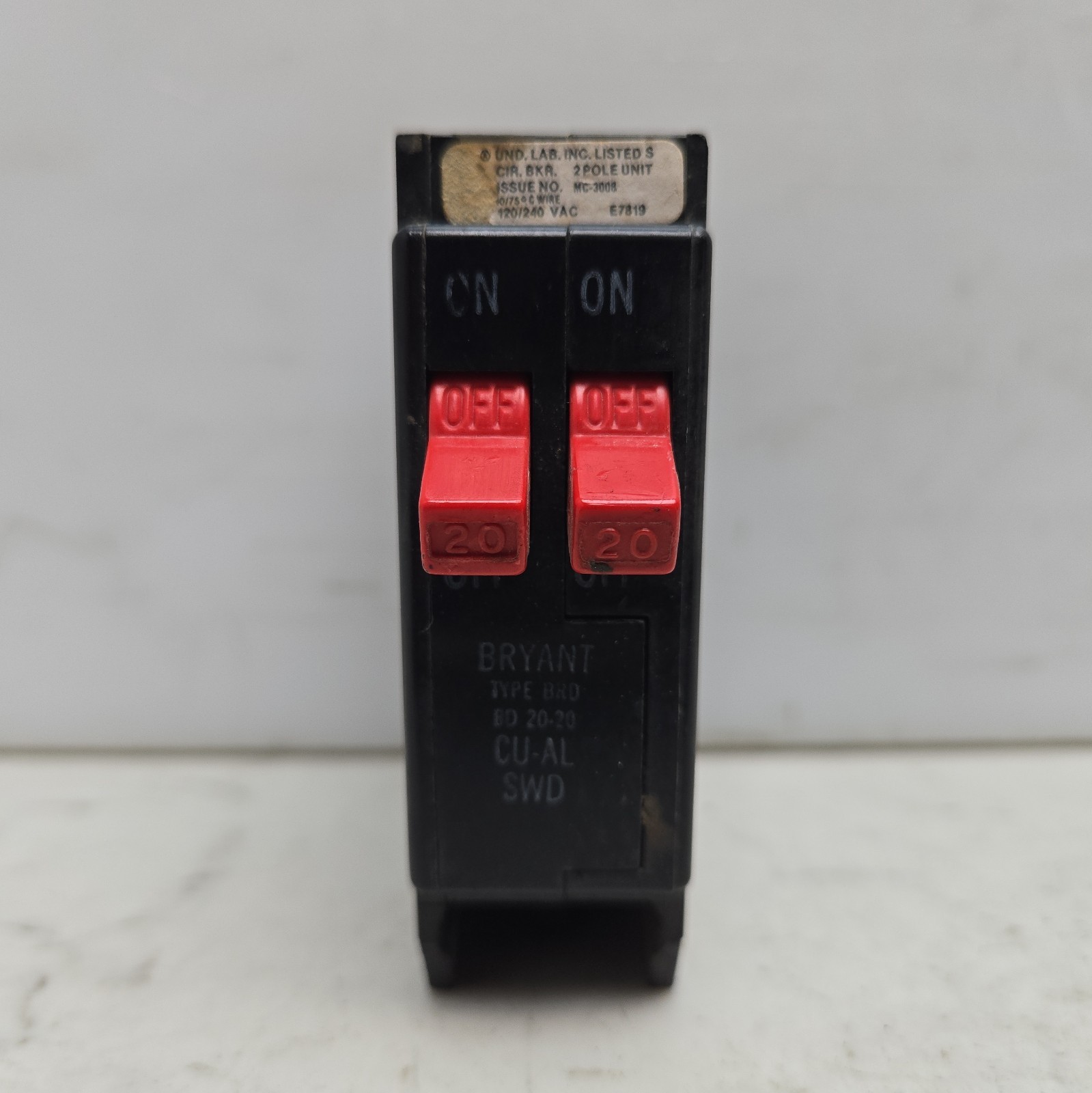 Mixed Lot of 4 Tandem Circuit Breaker 2 Pole 120/240V 15A 20A BD2020 BD1515 Read