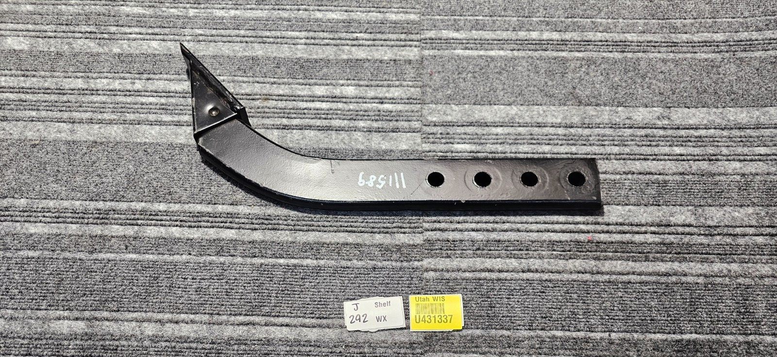 (QTY 2) Box Blade 20-inch Ripper Shank 4 Hole Box Scraper Shank, Black
