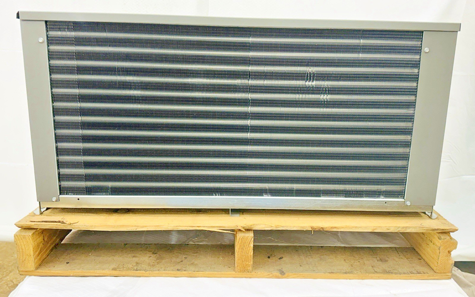 New Russell RFH200E44-EAT 2 HP Outdoor Condenser Unit 208-230 V 3 PH Shipped USA