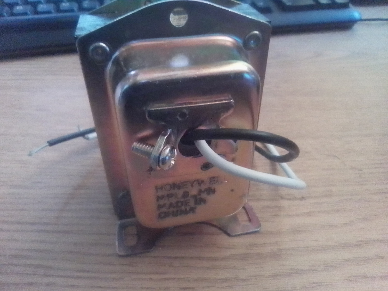 SLOAN OPTIMA EL248-40 BOX TRANSFORMER