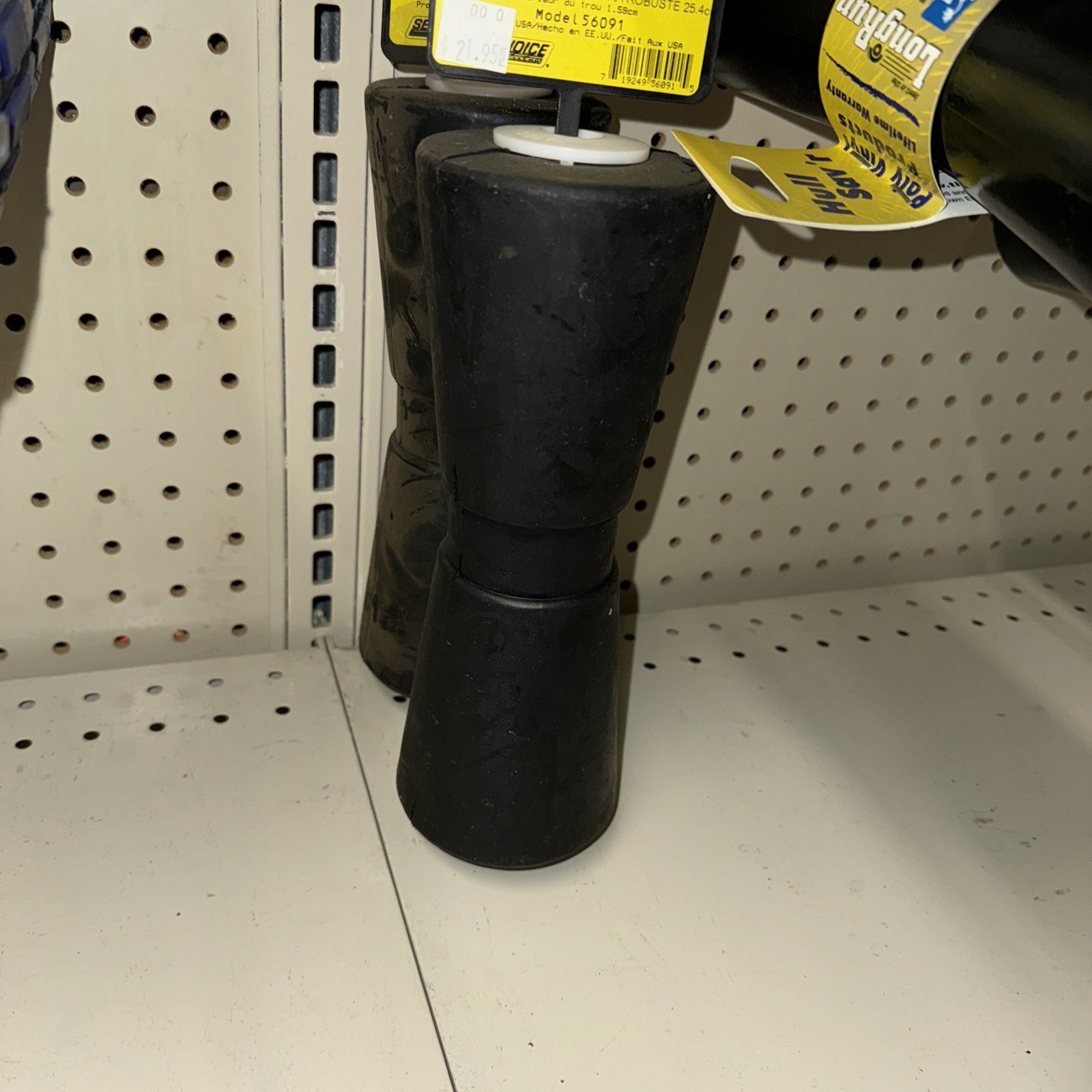 Seachoice Universal 10″ Keel Roller Black Rubber w/5/8″ Nylon Inserts 56091