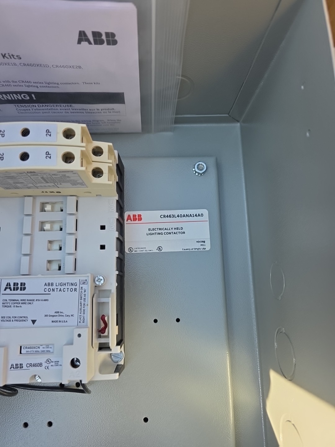 ABB ELECTRICALLY HELD LIGHTING CONTACTOR CR463L40ANA14A0 W/ ENCLOSURE