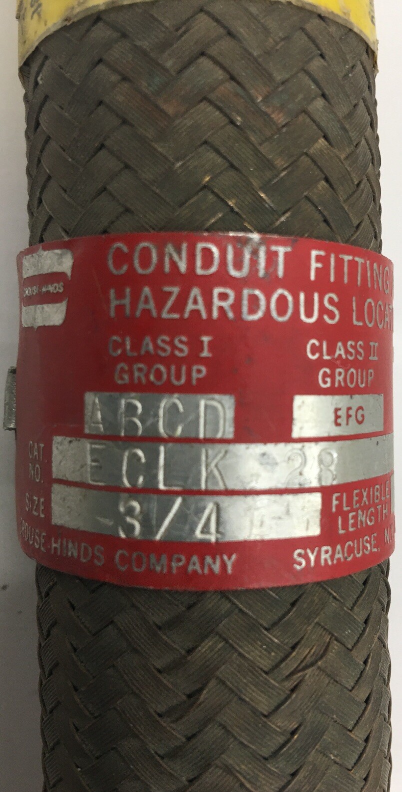 ECLK28 CROUSE HINDS 3/4” X 8” WITH UNION 3/4-INCH AND 8-INCHES FLEXIBLE LENGTH B