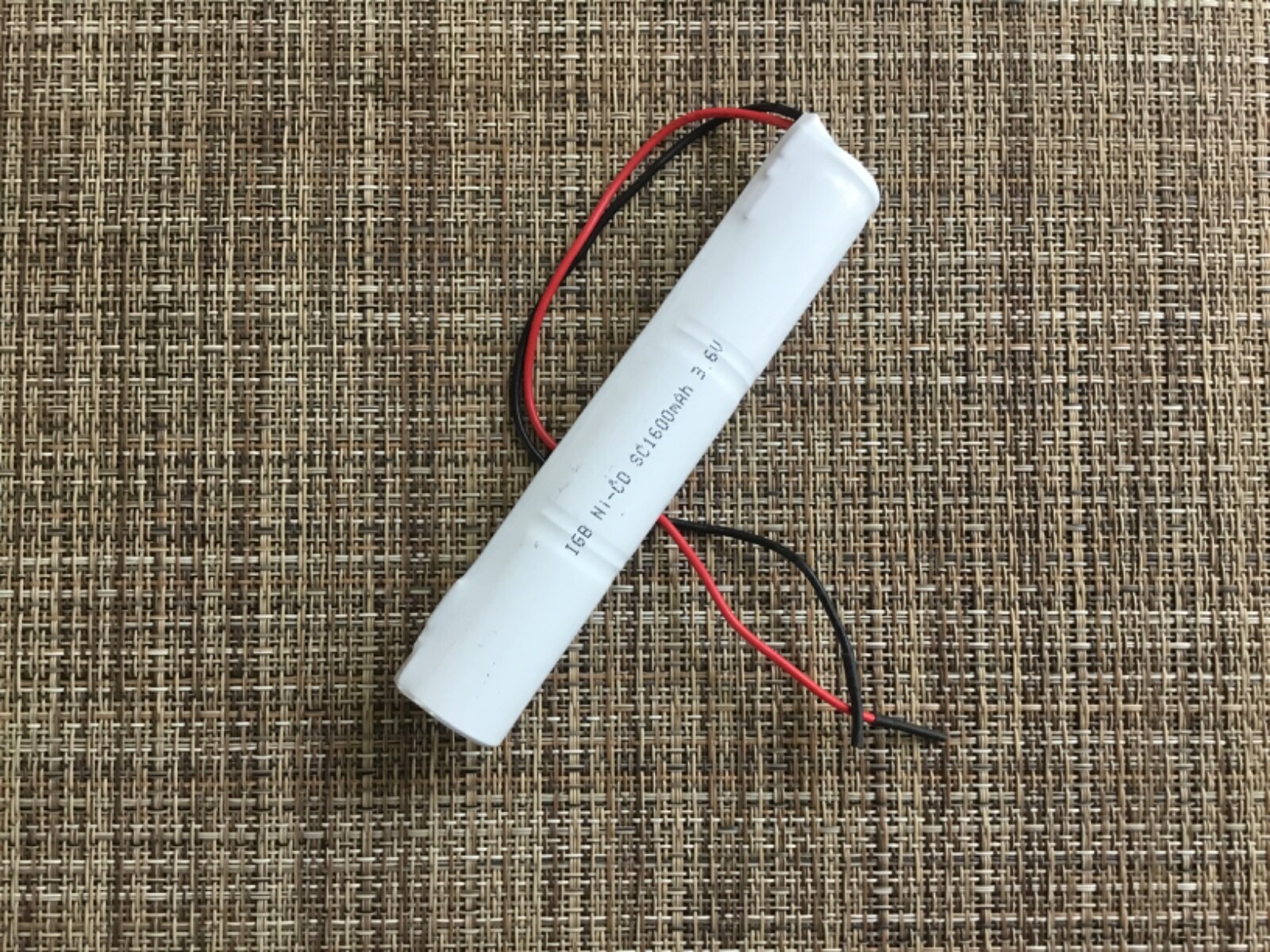NiCd 3 Cell 3.6V 1.6Ah Rechargeable Emergency light Battery stick 1600mAh