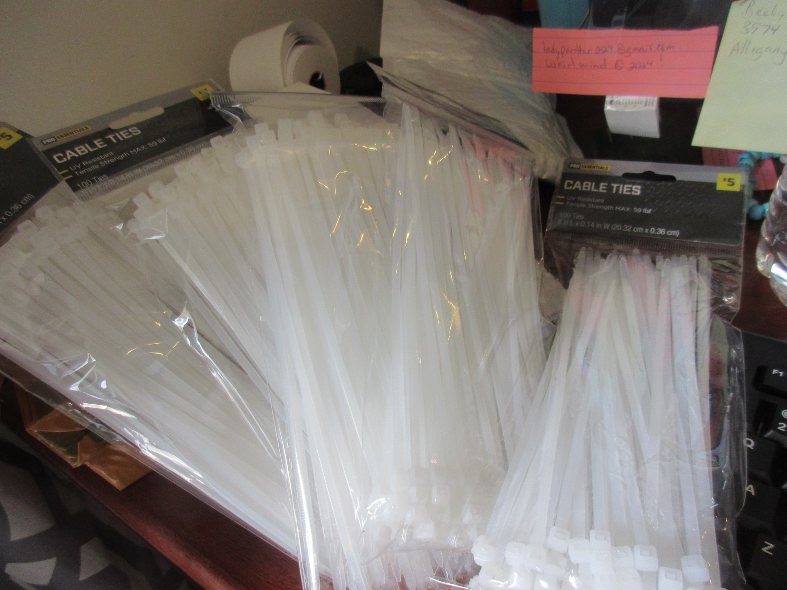 Pro essentials 500 cable ties 59 lb strength, 8 x 0.14 in UV resistant