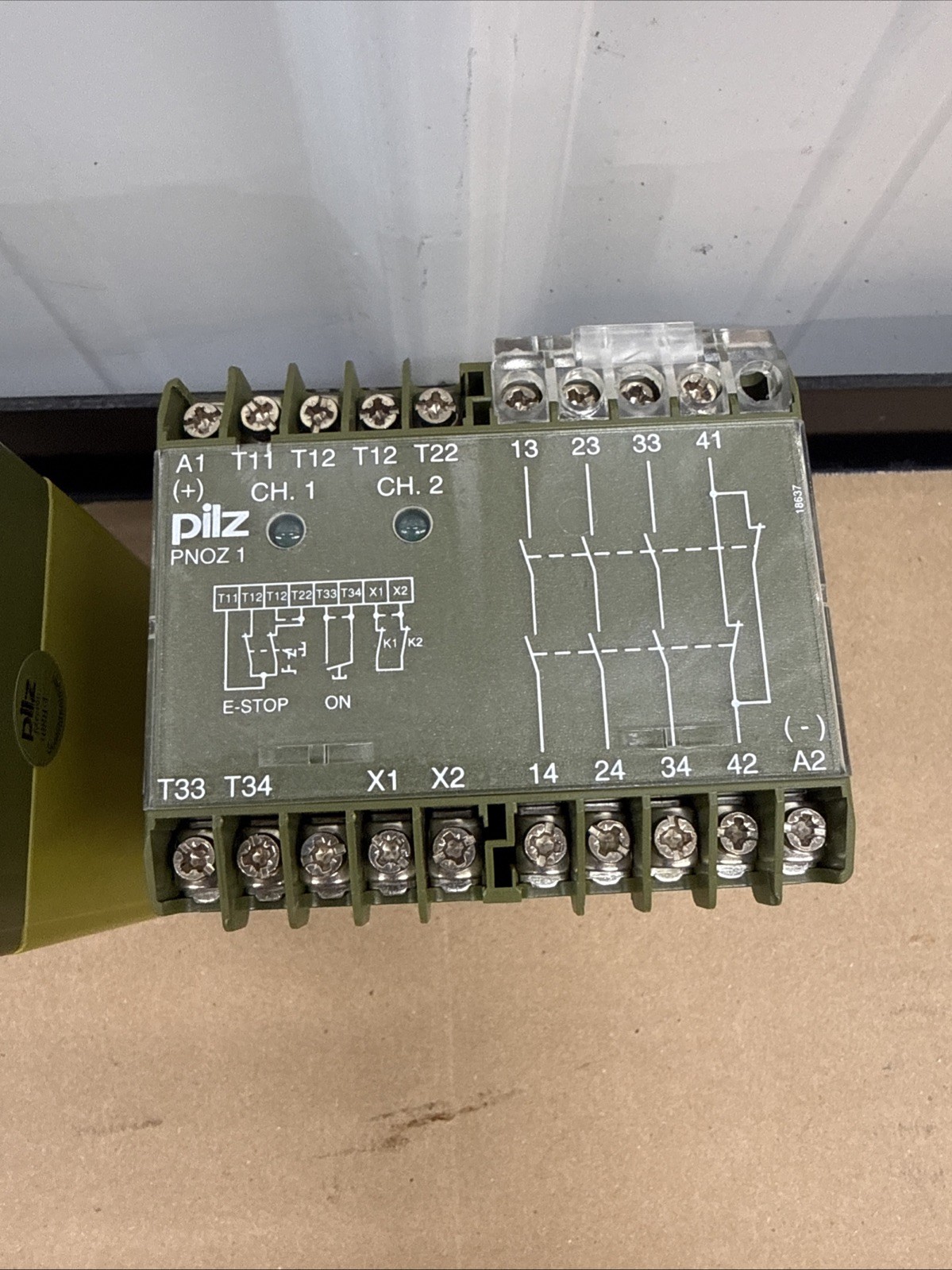 Lot Of 2- PNOZ 1 3S/10 Pilz 475695 Safety Relay 24 VDC 3.5 W