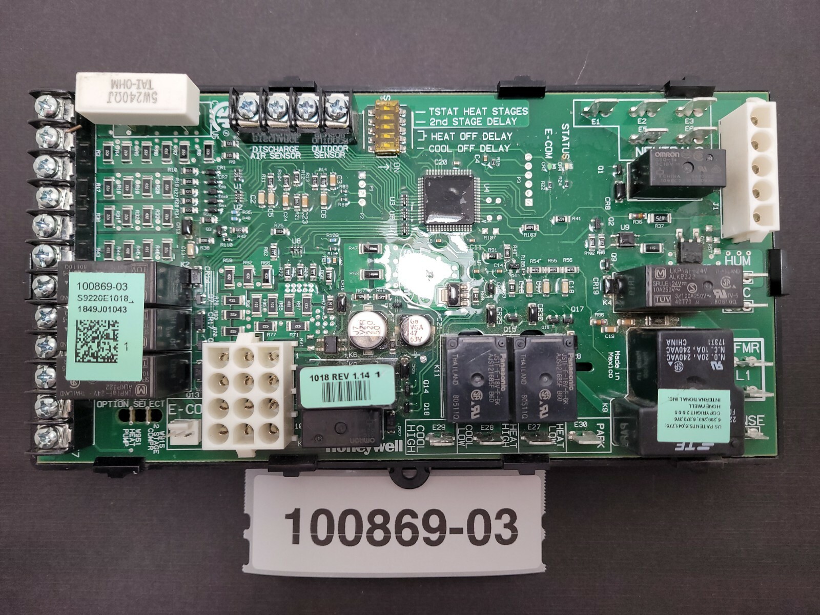 119Lennox Honeywell 100869-03 / S9220E1018-1050J77846 Circuit Board