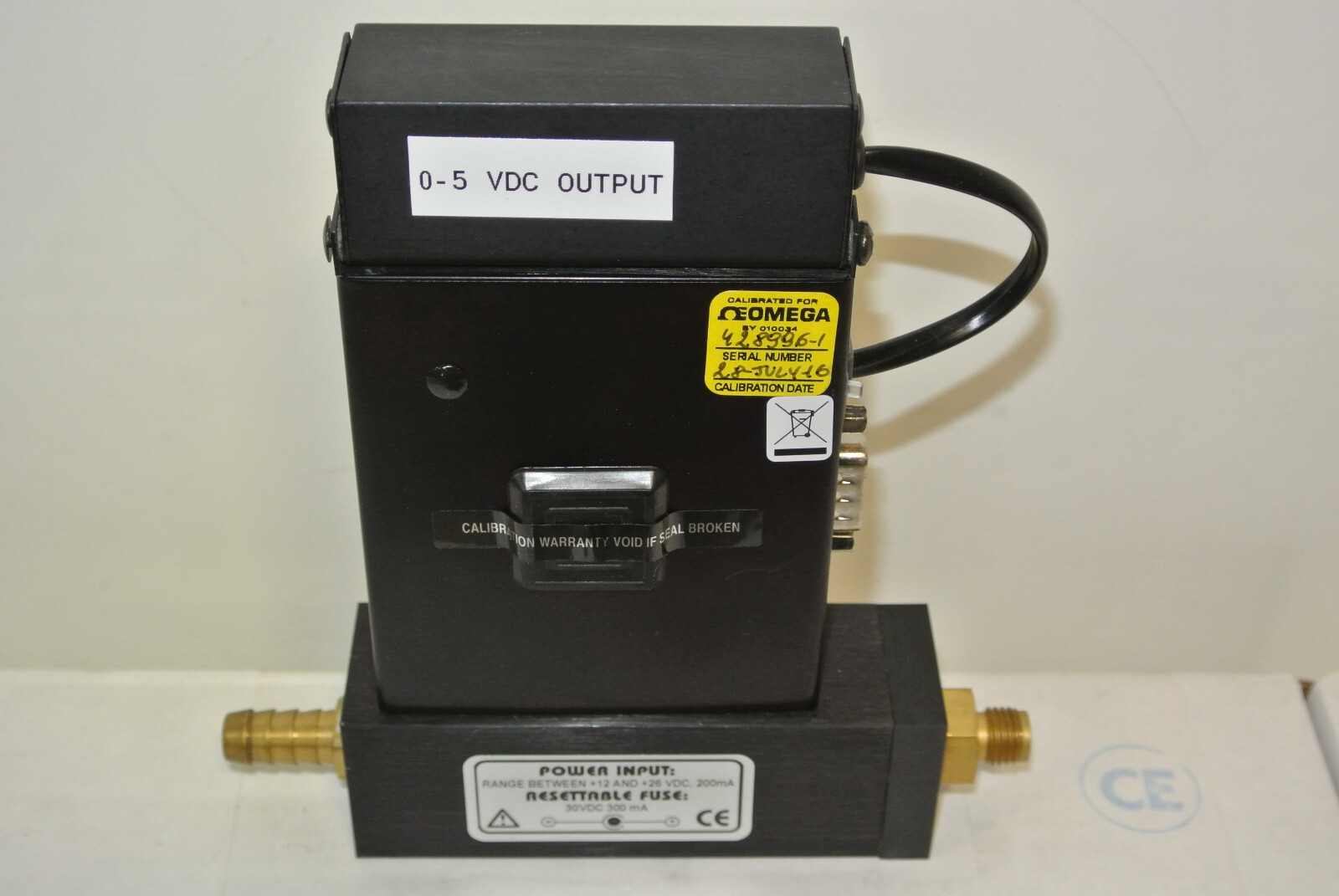 OMEGA FMA1826A FLOWMETER WITH POWER CORD 0-30l/MIN N2 GAS IN BOX