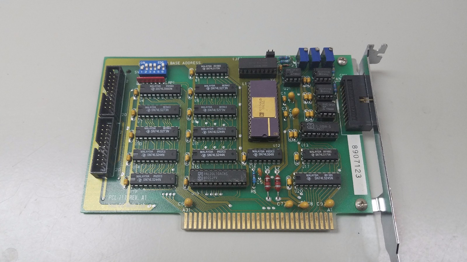 Your-PC-MultiLab PCL-711 8 Channel Multifunction Analog and Digital I/O Card