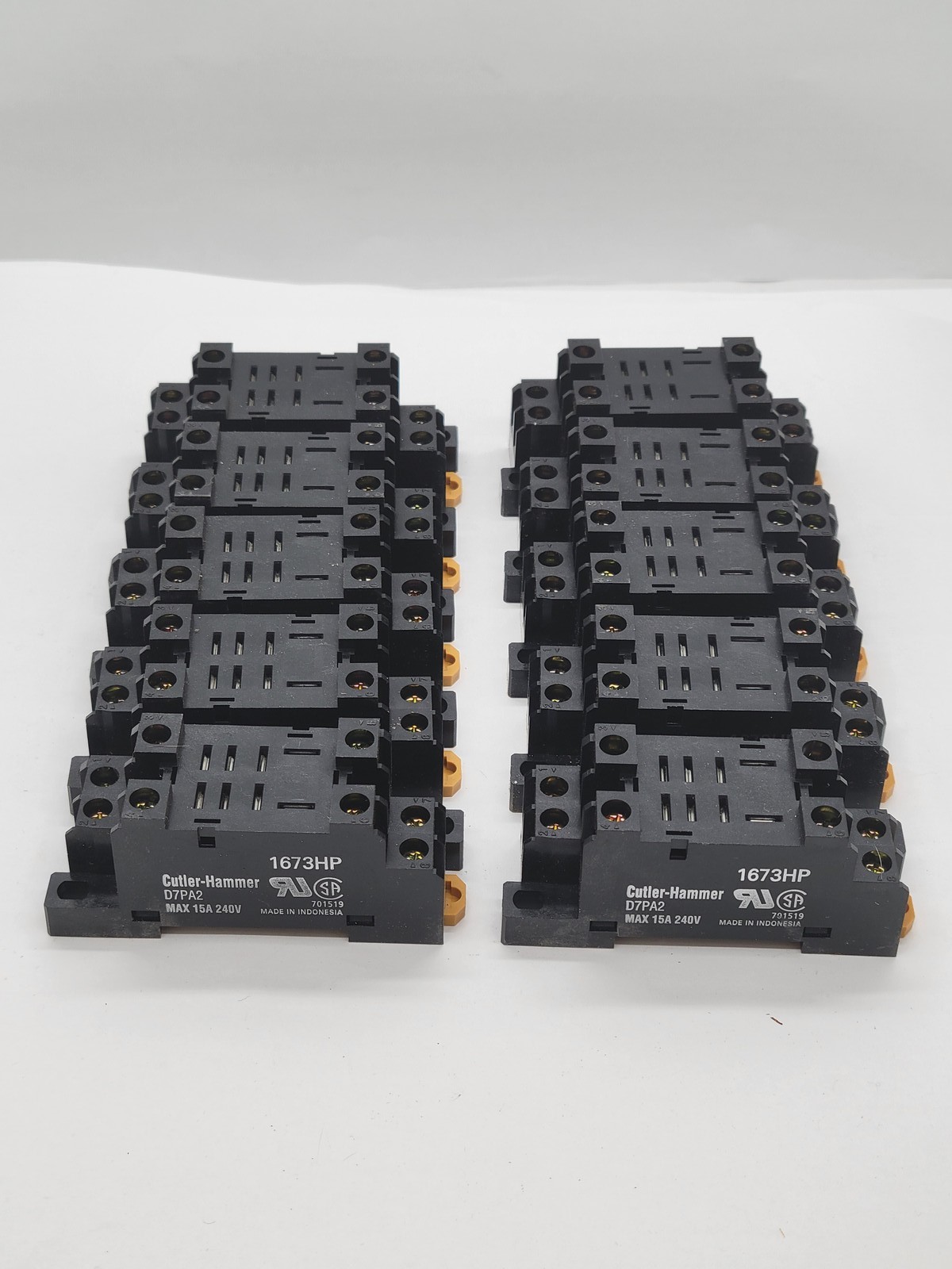 10 PC Cutler Hammer D7PA2 Relay Socket 8 Blade Max 15A 2 Pole 240V 1673HP