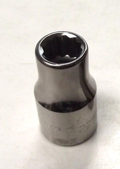 Kobalt 22554 1/2″ Drive 7/16″ 12pt. Socket USA