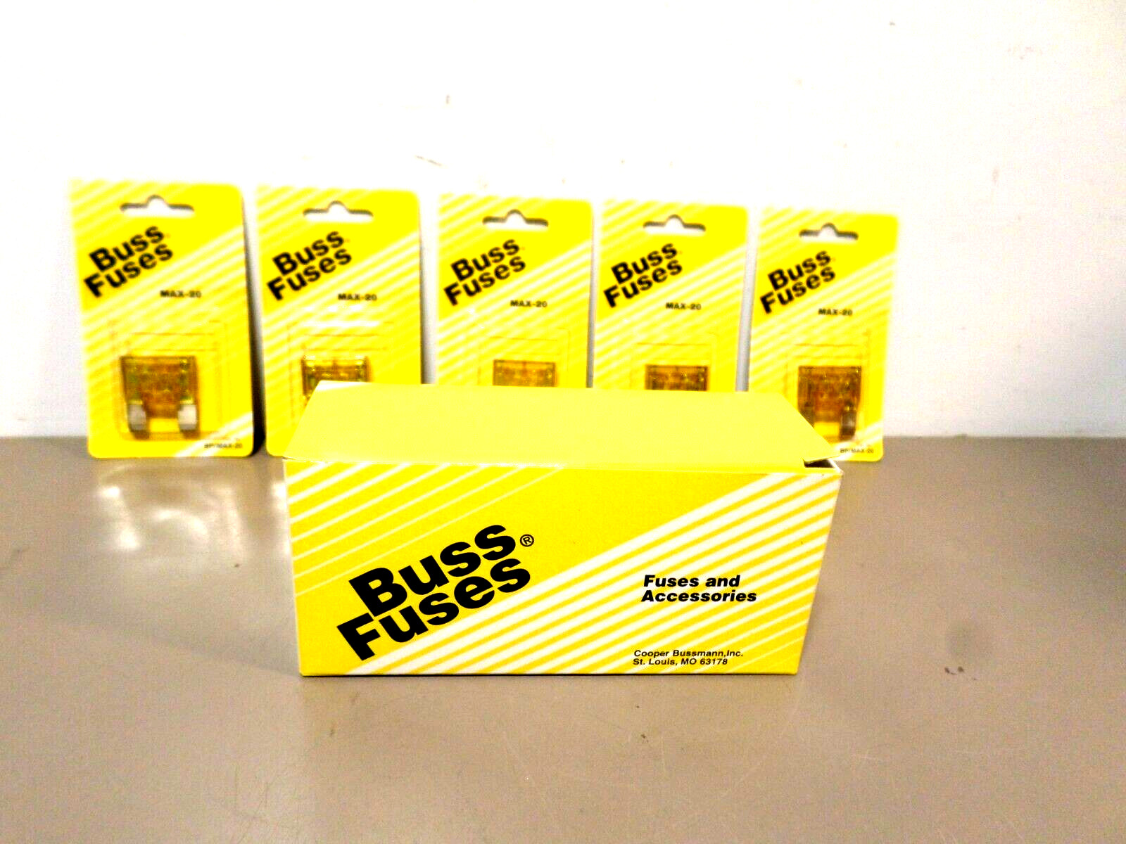 Box of 5 – Buss Fuses 20 Amp / 32V DC Automotive / Marine Blade Fuse MAX-20