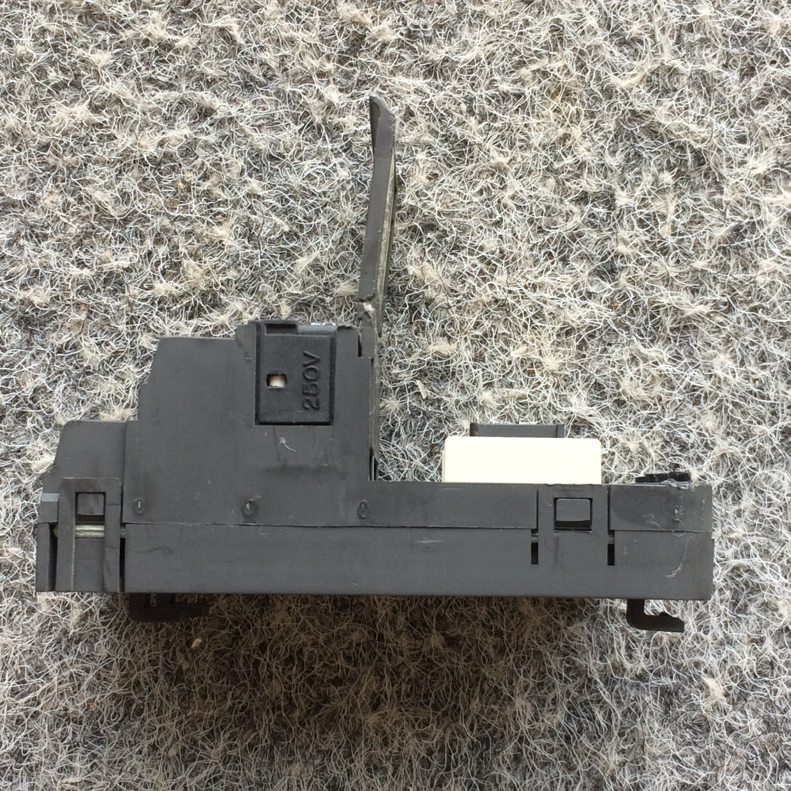 Fisher Rosemount DELTA KJ4001X1-CB1 Fused I/O Terminal
